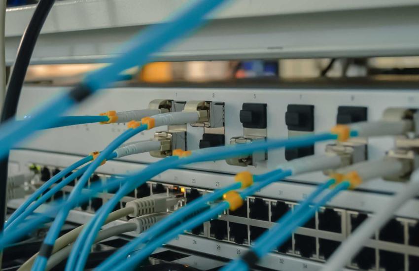 Impianti di reti e telecomunicazioni